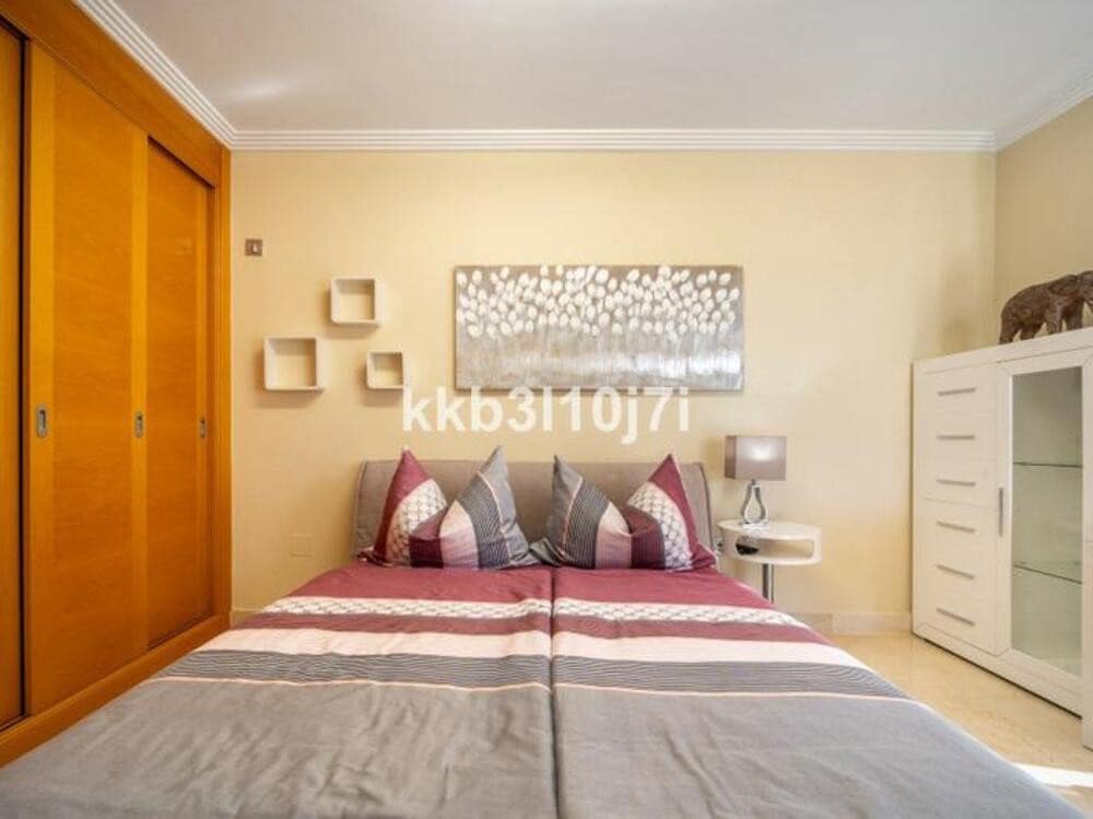 2 makuuhuone Kattohuoneisto myytävänä paikassa Benahavis mukana uima-altaan 
autotalli - 1 190 000 € (Ref: 9533036)