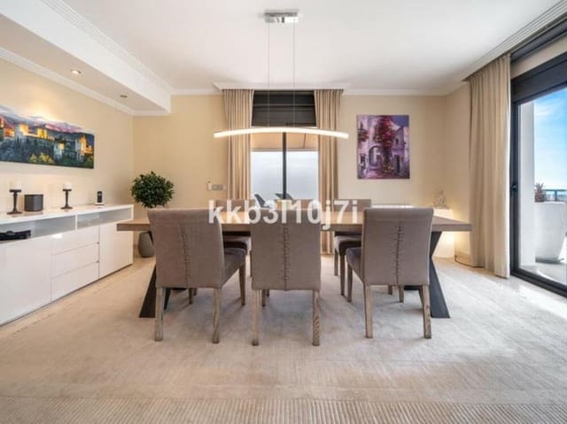 2 makuuhuone Kattohuoneisto myytävänä paikassa Los Flamingos, Benahavís mukana uima-altaan 
autotalli - 1 190 000 € (Ref: 9533036)