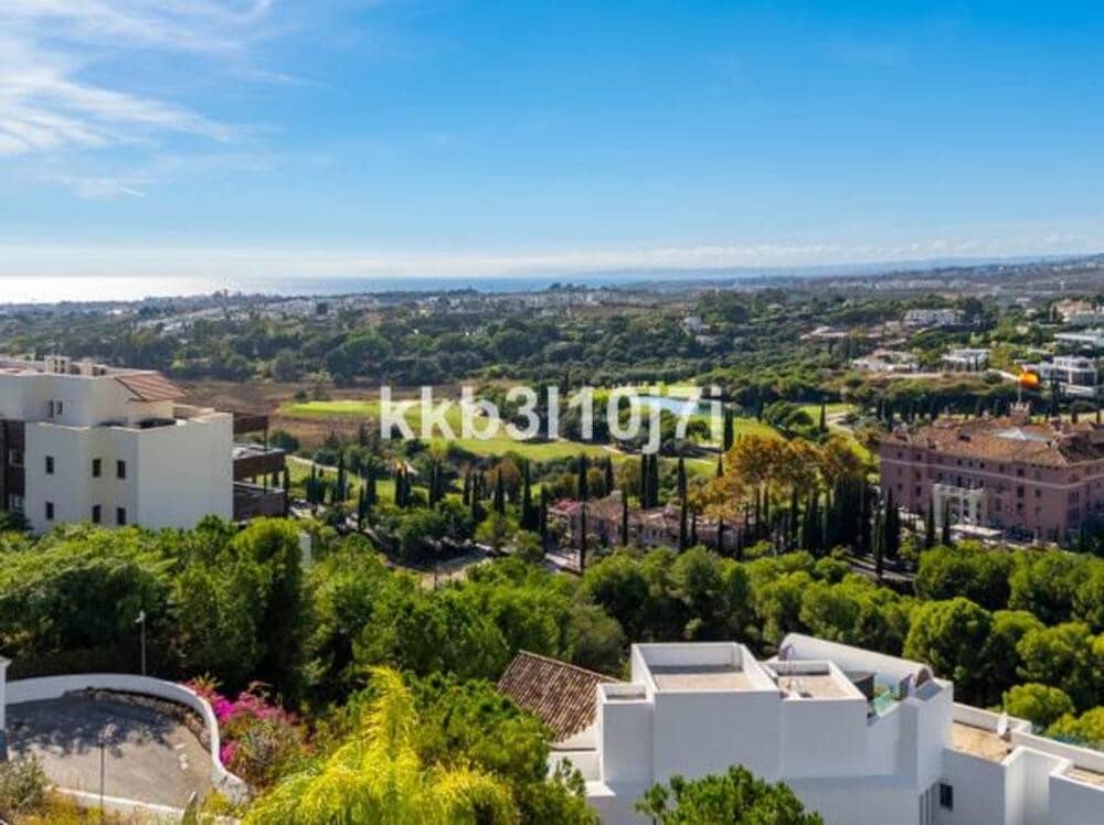 2 makuuhuone Kattohuoneisto myytävänä paikassa Benahavis mukana uima-altaan 
autotalli - 1 190 000 € (Ref: 9533036)