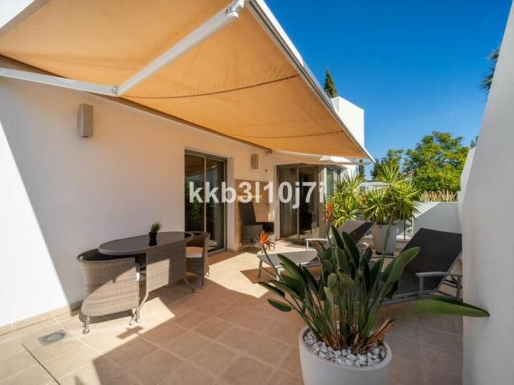 2 makuuhuone Kattohuoneisto myytävänä paikassa Benahavis mukana uima-altaan 
autotalli - 1 190 000 € (Ref: 9533036)