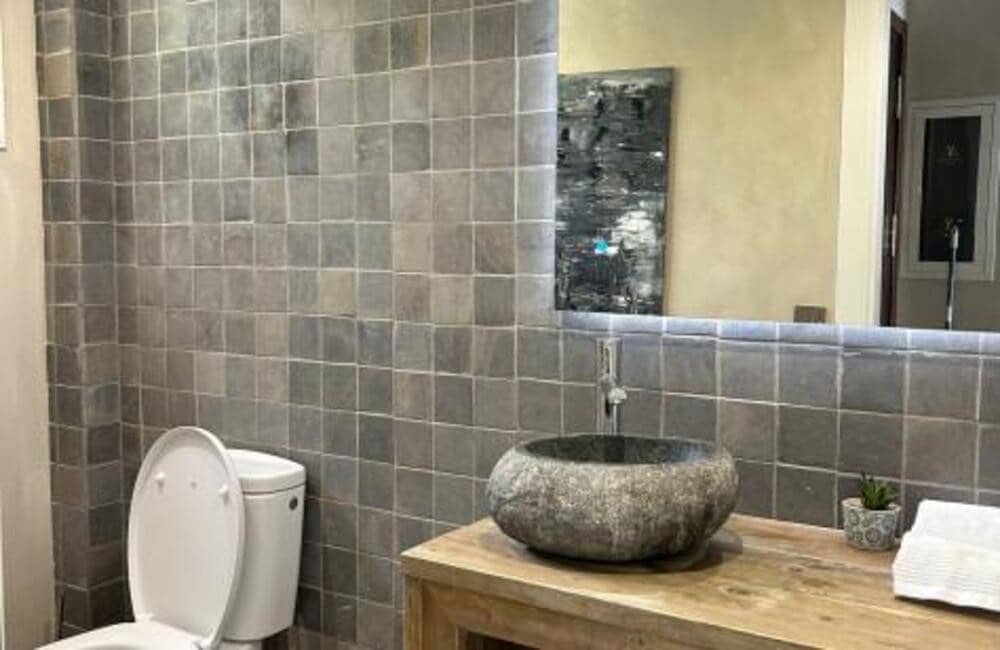 3 sypialnia Dom do wynajęcia w Marbella z basenem garażem - 3 600 € (Ref: 9533037)