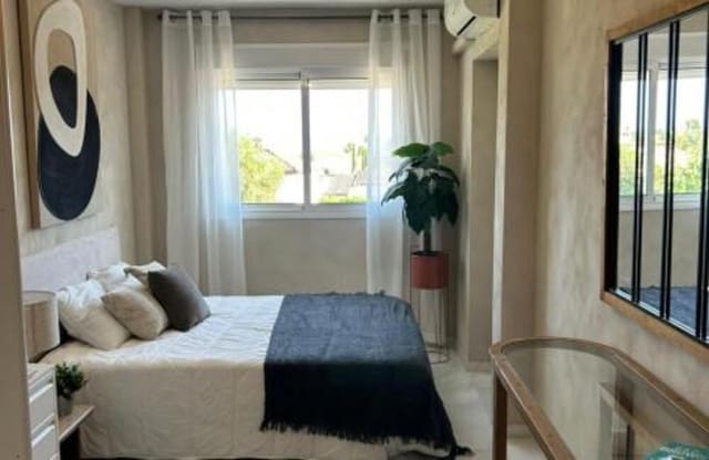 3 sypialnia Dom do wynajęcia w Los Naranjos, Marbella z basenem garażem - 3 600 € (Ref: 9533037)