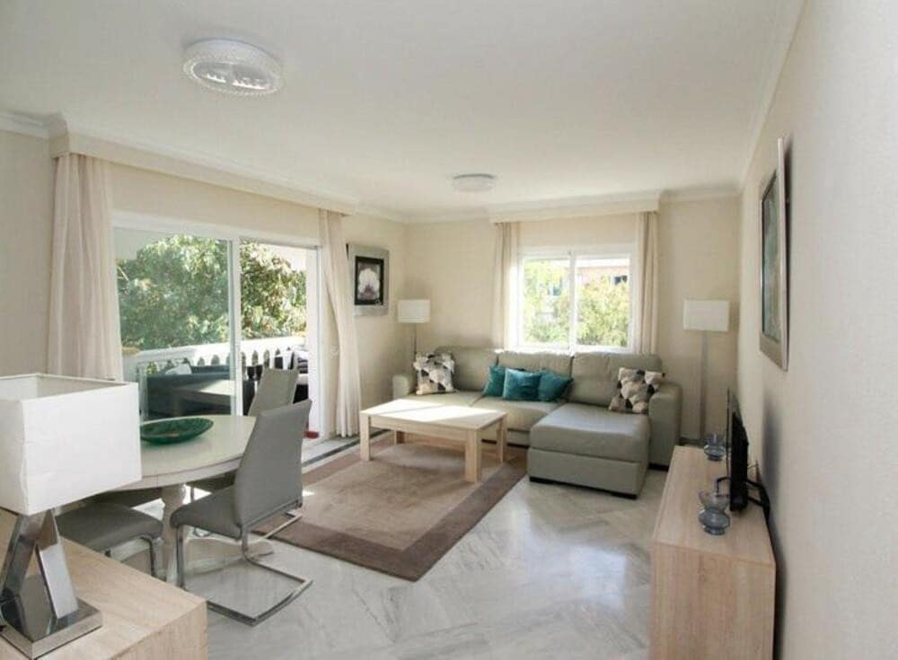 2 quarto Apartamento para arrendar em Marbella com piscina garagem - 1 800 € (Ref: 9535374)