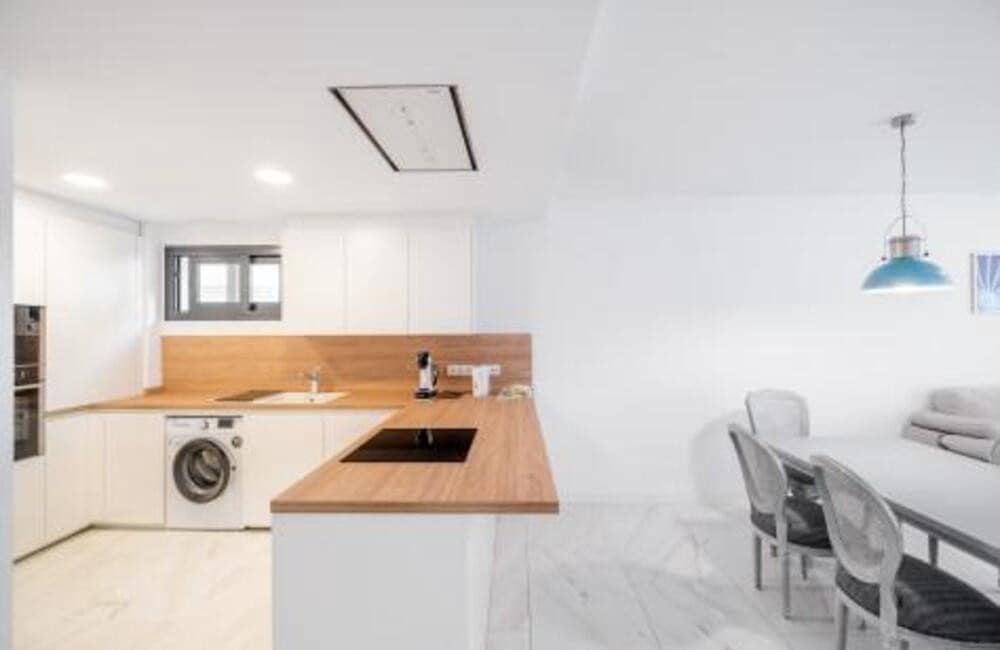 3 sypialnia Dom na kwatery wakacyjne w Marbella z basenem - 700 € (Ref: 9535377)