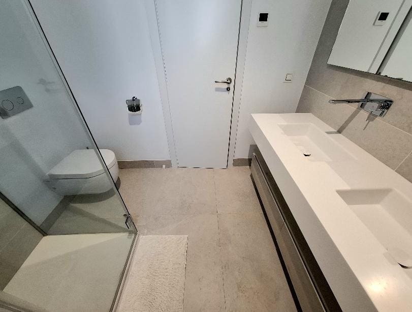 3 Zimmer Penthouse zu vermieten in Marbella mit Pool Garage - 4.500 € (Ref: 9535378)