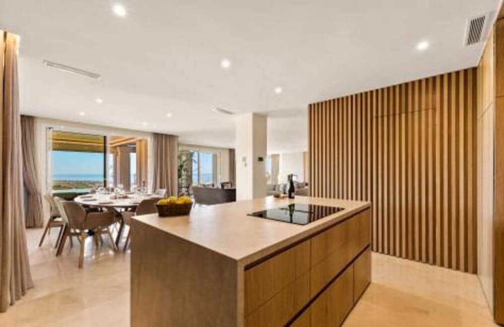 6 sovrum Villa att hyra i Marbella med pool garage - 15 000 € (Ref: 9535381)