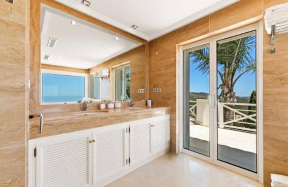 6 sovrum Villa att hyra i Marbella med pool garage - 15 000 € (Ref: 9535381)