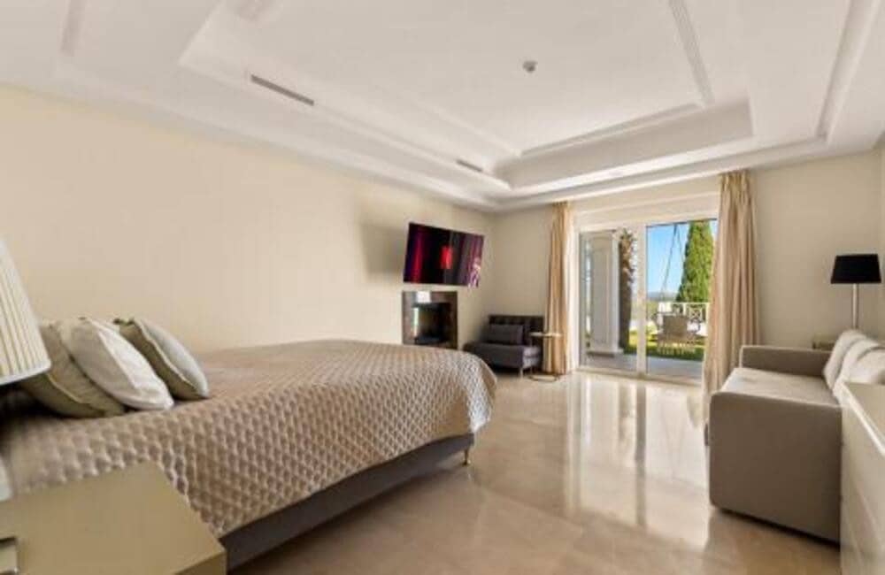 6 sovrum Villa att hyra i Marbella med pool garage - 15 000 € (Ref: 9535381)