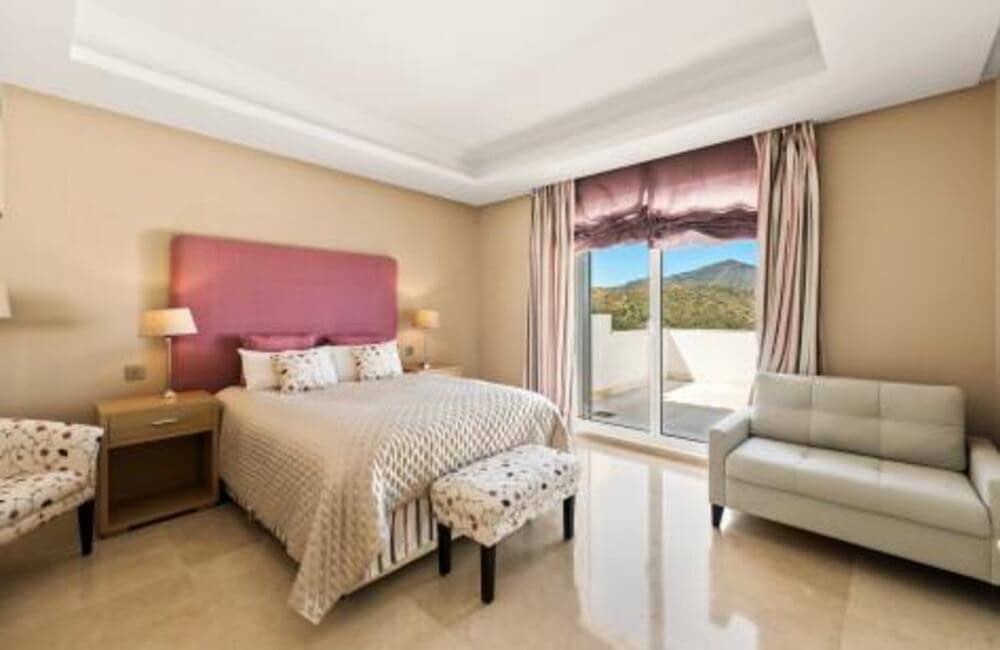 6 sovrum Villa att hyra i Marbella med pool garage - 15 000 € (Ref: 9535381)