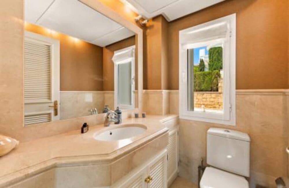 6 sovrum Villa att hyra i Marbella med pool garage - 15 000 € (Ref: 9535381)