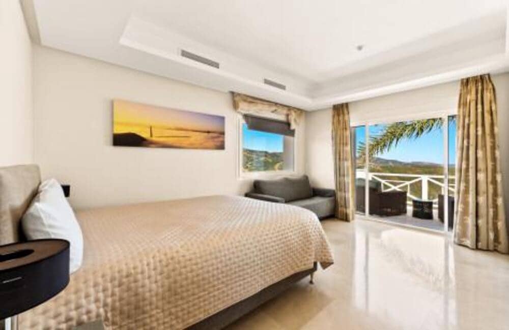 6 sovrum Villa att hyra i Marbella med pool garage - 15 000 € (Ref: 9535381)