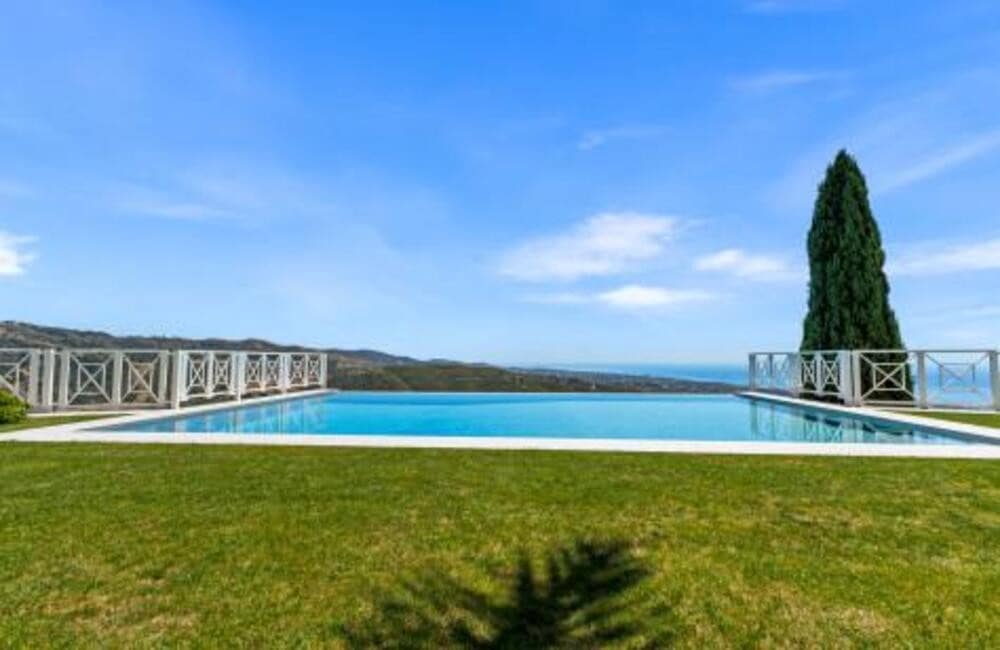 6 sovrum Villa att hyra i Marbella med pool garage - 15 000 € (Ref: 9535381)