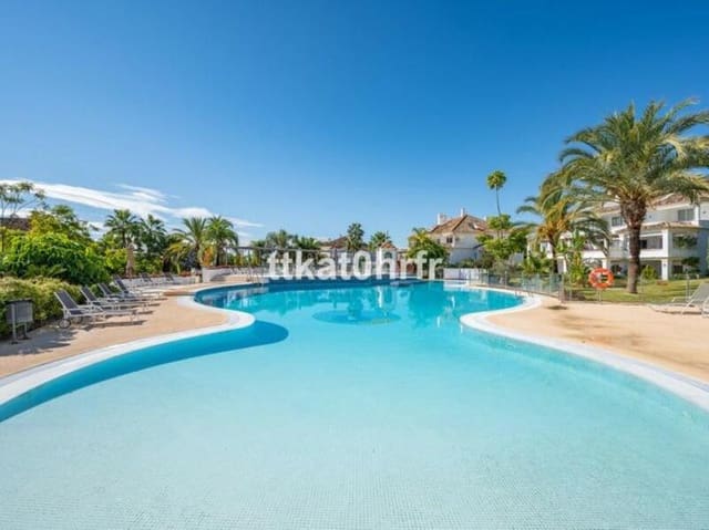 3 soveværelse Lejlighed til leje i Sierra Blanca, Marbella med swimmingpool garage - € 5.500 (Ref: 9540564)