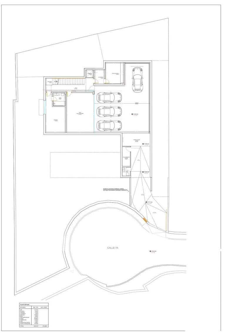 5 soverom Villa til salgs i Guadalmina med svømmebasseng garasje - € 1 450 000 (Ref: 9540566)