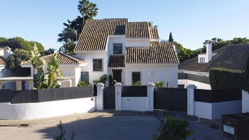 Building Plot for sale in Guadalmina - € 1,250,000 (Ref: 9540566)