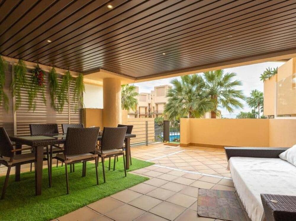 3 Zimmer Apartment zu verkaufen in Estepona mit Pool Garage - 695.000 € (Ref: 9542845)