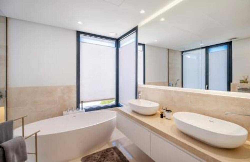 6 quarto Moradia para venda em New Golden Mile com piscina garagem - 2 950 000 € (Ref: 9542846)