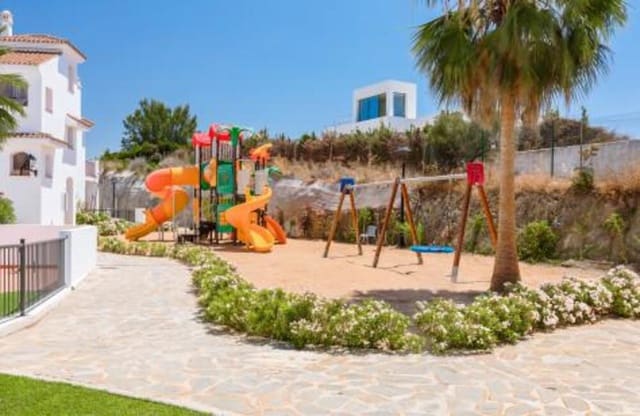 3 Zimmer Apartment zu verkaufen in El Paraíso, Benahavís mit Pool Garage - 670.000 € (Ref: 9542847)