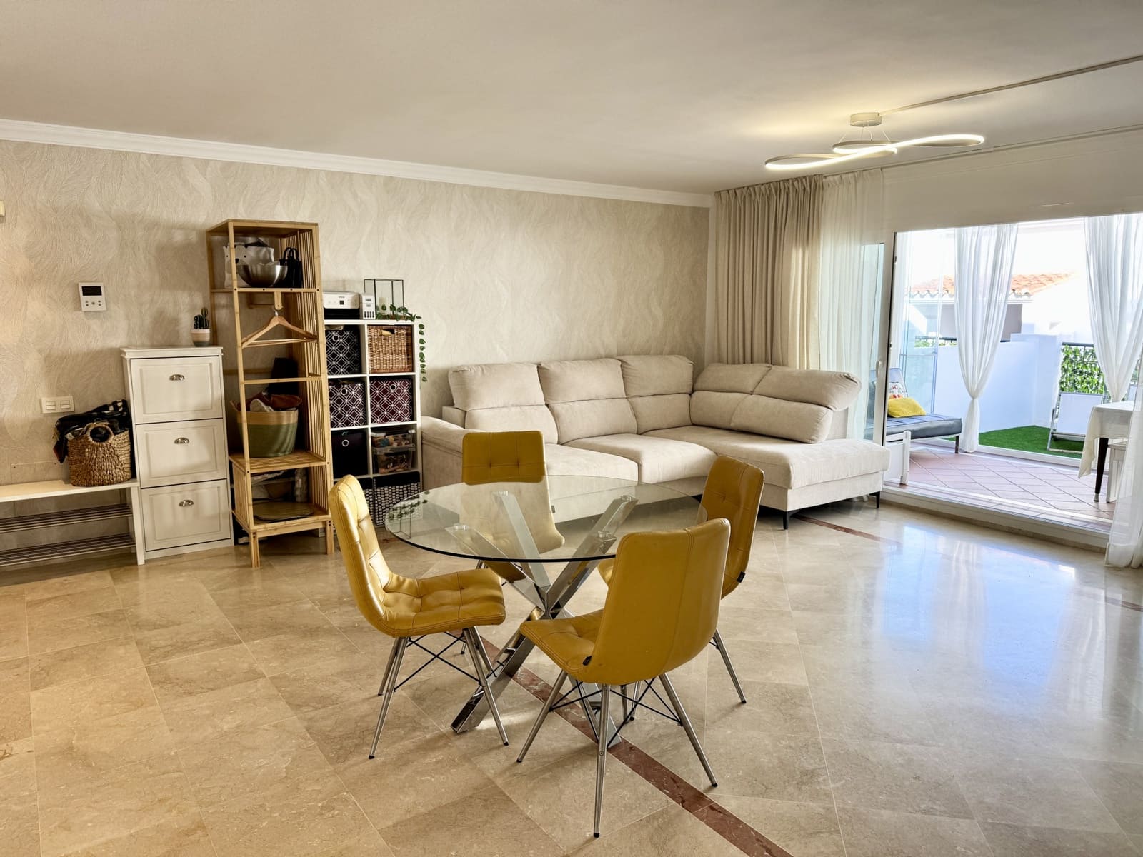 3 Zimmer Apartment zu verkaufen in Benahavis mit Pool Garage - 670.000 € (Ref: 9542847)