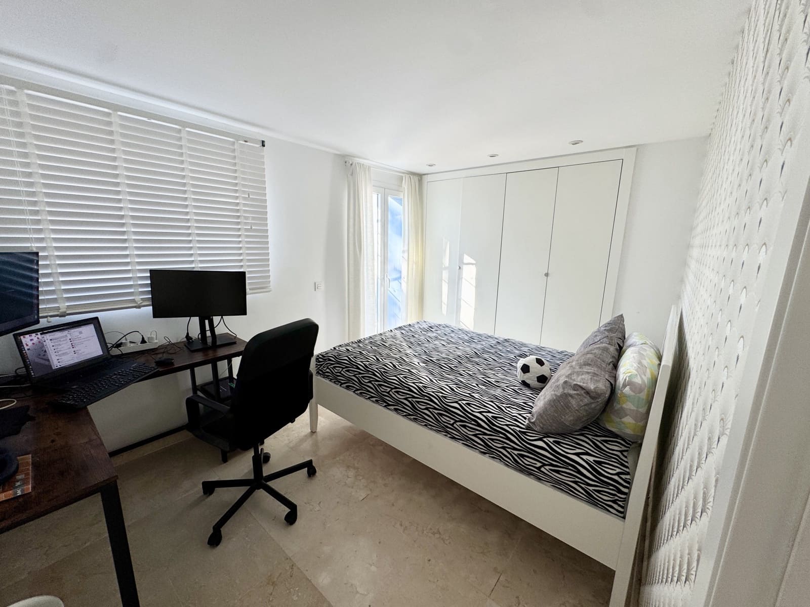 3 Zimmer Apartment zu verkaufen in Benahavis mit Pool Garage - 670.000 € (Ref: 9542847)