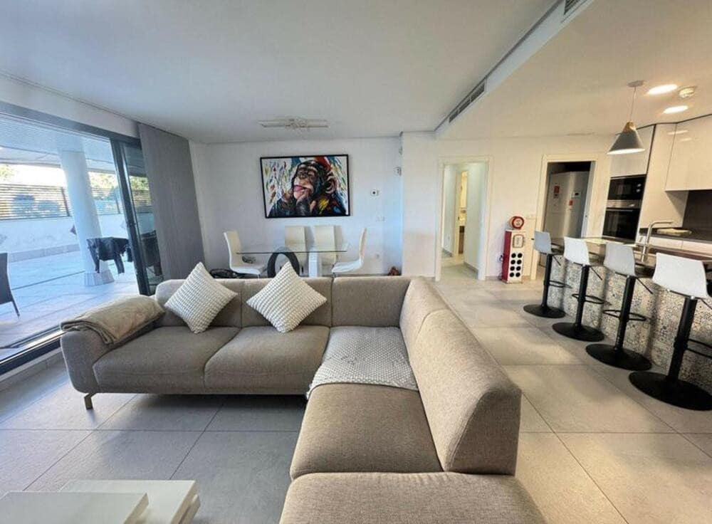 3 soveværelse Lejlighed til leje i Benahavis med swimmingpool garage - € 2.800 (Ref: 9542849)