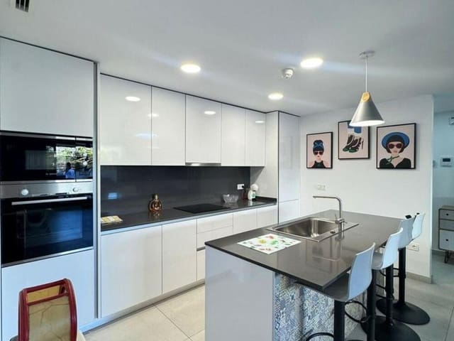 3 soveværelse Lejlighed til leje i La Quinta, Benahavís med swimmingpool garage - € 2.800 (Ref: 9542849)