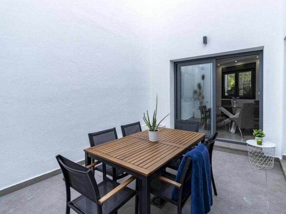 Casa de 3 habitaciones en San Pedro de Alcantara en venta con piscina garaje - 895.000 € (Ref: 9542851)