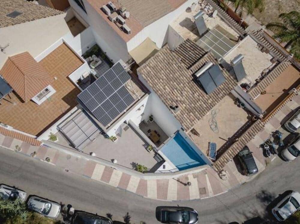 Casa de 3 habitaciones en San Pedro de Alcantara en venta con piscina garaje - 895.000 € (Ref: 9542851)
