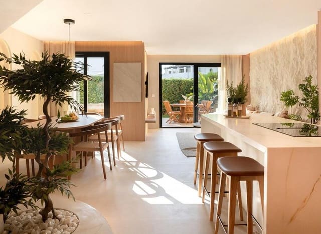 4 Zimmer Haus zu verkaufen in Puerto Banus, Marbella mit Pool Garage - 1.450.000 € (Ref: 9547399)