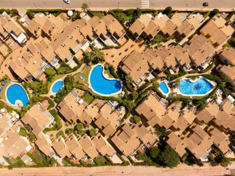 4 slaapkamer Huis te koop in Marbella met zwembad garage - € 1.450.000 (Ref: 9547399)