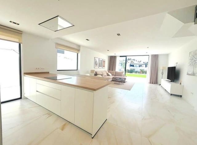 4 camera da letto Villa da affittare in La Concha - Resina Golf, Estepona con piscina garage - 4.500 € (Rif: 9547400)