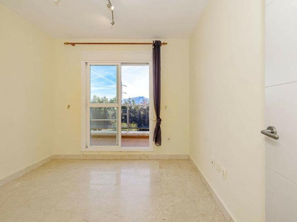 4 soveværelse Penthouse til salg i New Golden Mile med swimmingpool - € 690.000 (Ref: 9547403)