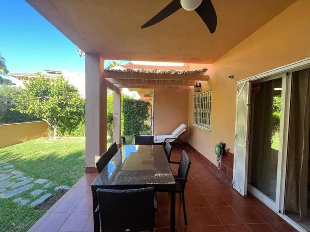 3 soveværelse Lejlighed til leje i Marbella med swimmingpool garage - € 2.600 (Ref: 9550424)