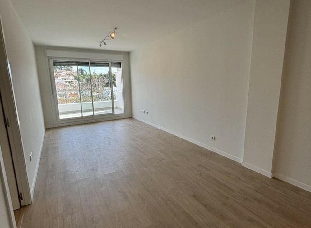 3 makuuhuone Huoneisto vuokrattavana paikassa Marbella mukana uima-altaan 
autotalli - 2 500 € (Ref: 9550425)