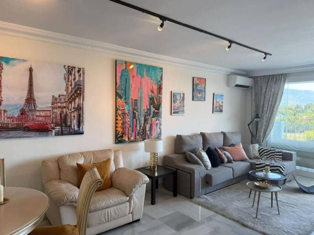 3 quarto Apartamento para arrendar em Marbella com piscina garagem - 2 600 € (Ref: 9554392)