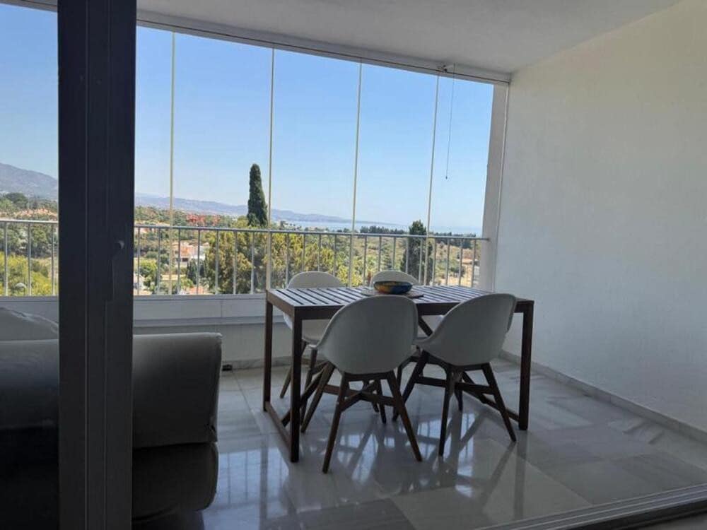 3 quarto Apartamento para arrendar em Marbella com piscina garagem - 2 600 € (Ref: 9554392)