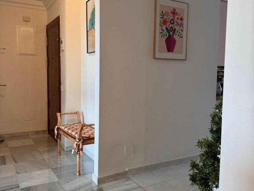 3 quarto Apartamento para arrendar em Marbella com piscina garagem - 2 600 € (Ref: 9554392)