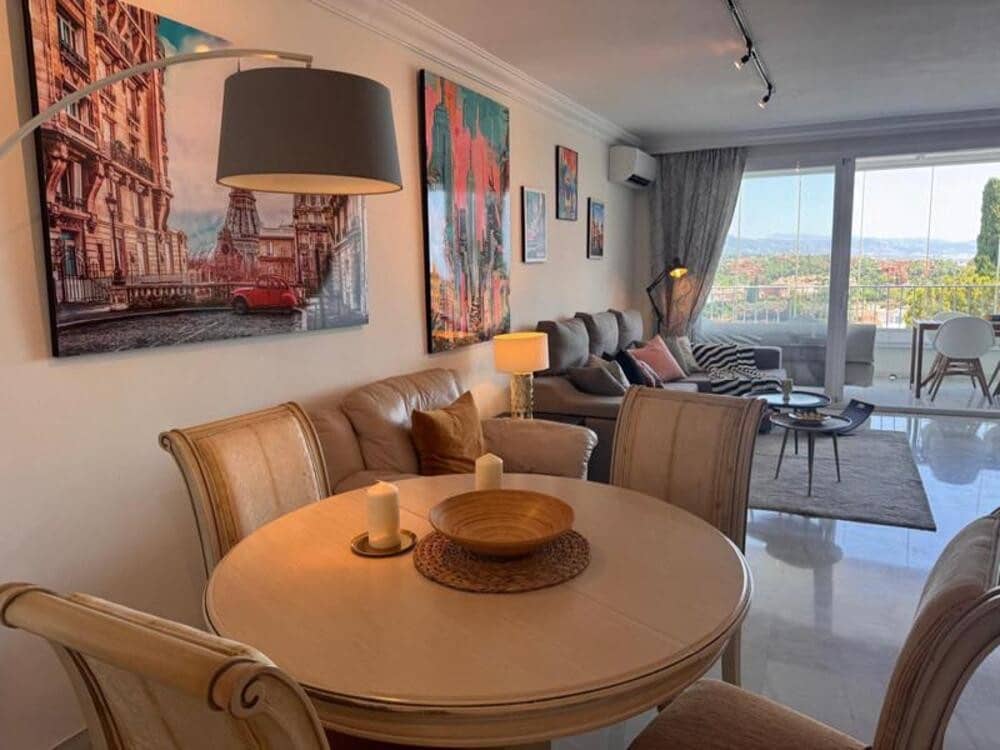 3 quarto Apartamento para arrendar em Marbella com piscina garagem - 2 600 € (Ref: 9554392)