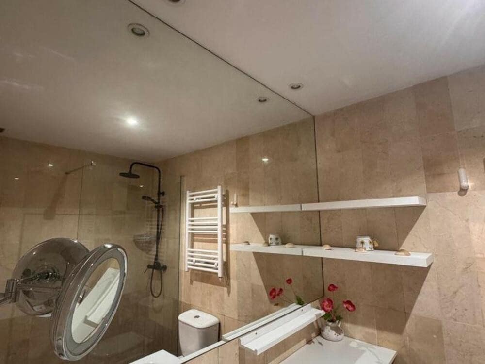 3 quarto Apartamento para arrendar em Marbella com piscina garagem - 2 600 € (Ref: 9554392)