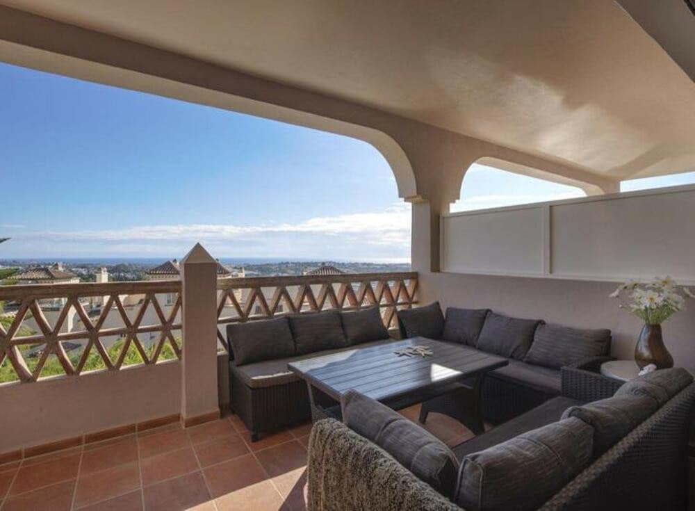 3 soverom Leilighet til salgs i Benahavis med svømmebasseng garasje - € 690 000 (Ref: 9554394)