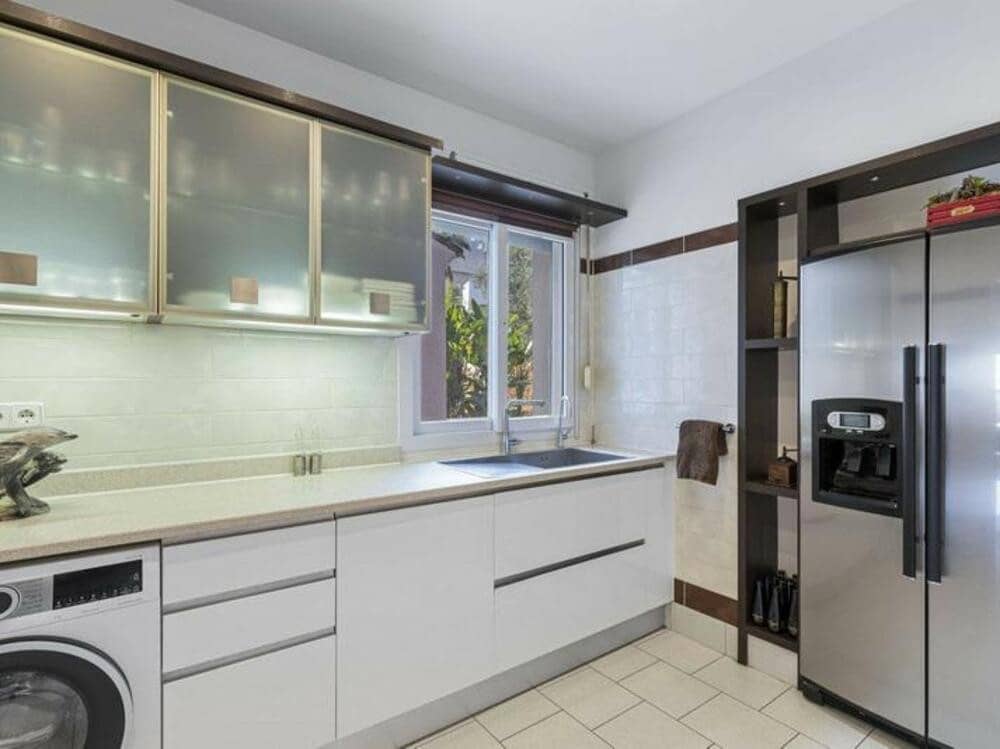 3 soverom Leilighet til salgs i Benahavis med svømmebasseng garasje - € 690 000 (Ref: 9554394)