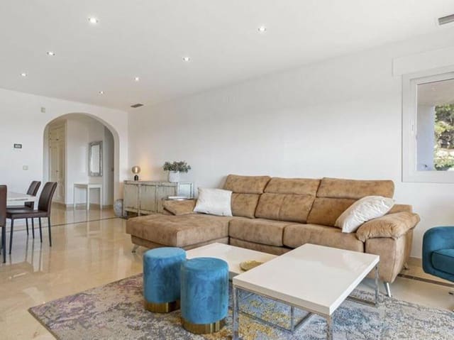 3 soverom Leilighet til salgs i Los Arqueros - Puerto del Almendro, Benahavís med svømmebasseng garasje - € 690 000 (Ref: 9554394)