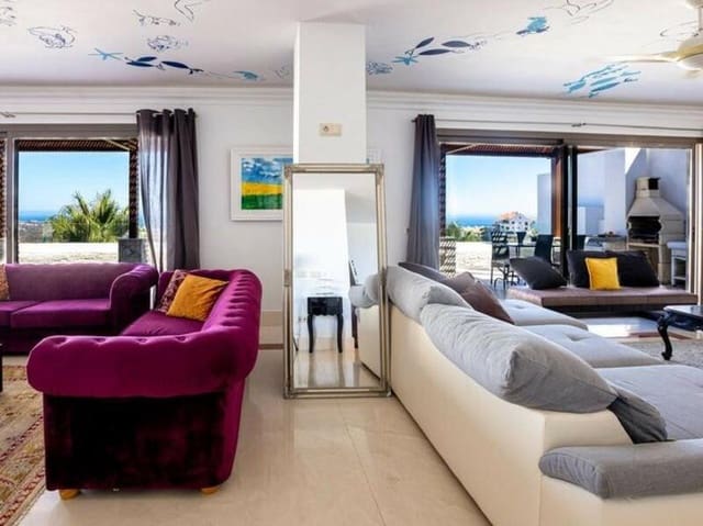 5 soveværelse Penthouse til leje i La Cala de Mijas, Mijas med swimmingpool garage - € 3.200 (Ref: 9554395)