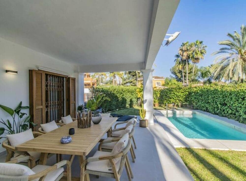 5 quarto Moradia para venda em Marbella com piscina garagem - 1 995 000 € (Ref: 9554396)