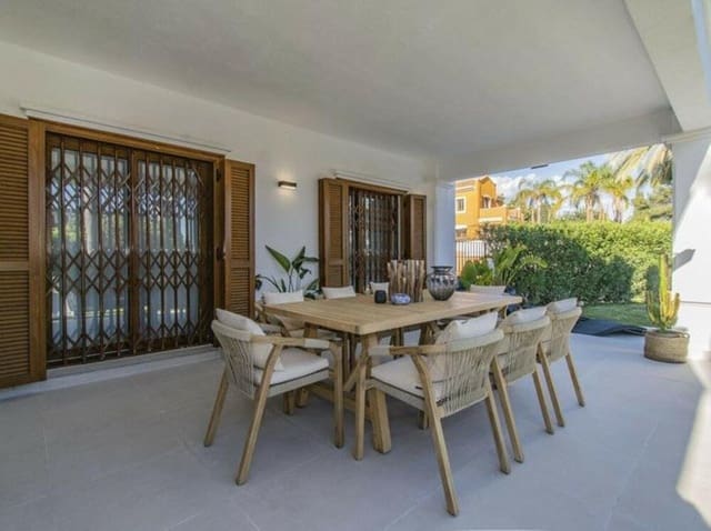 5 quarto Moradia para venda em Nagüeles Alto, Marbella com piscina garagem - 1 995 000 € (Ref: 9554396)