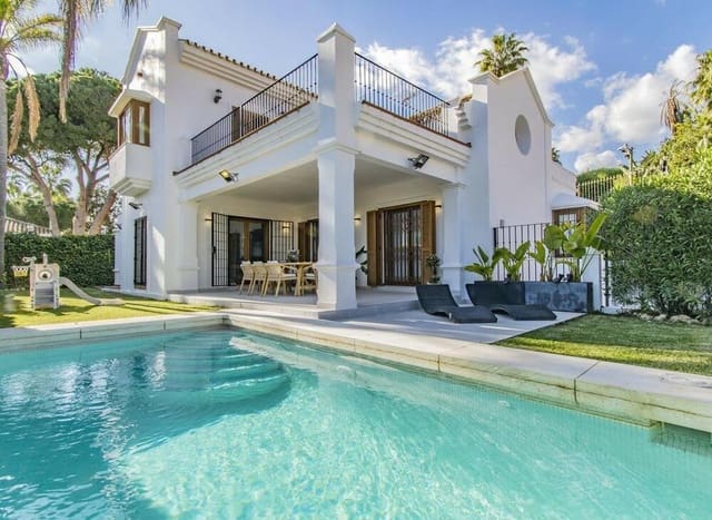 5 makuuhuone Huvila myytävänä paikassa Nagüeles Alto, Marbella mukana uima-altaan 
autotalli - 1 995 000 € (Ref: 9554396)