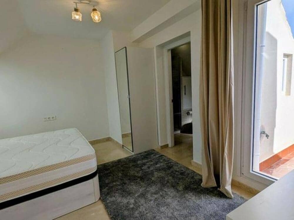 4 slaapkamer Huis te huur in Puerto Banus met zwembad garage - € 4.000 (Ref: 9554398)