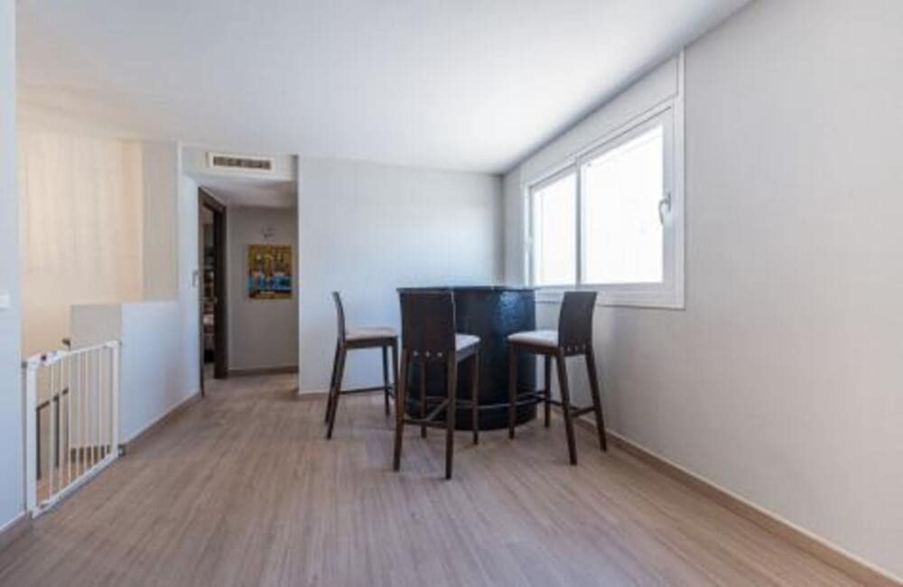 3 makuuhuone Kattohuoneisto vuokrattavana paikassa Marbella mukana uima-altaan 
autotalli - 3 500 € (Ref: 9560696)