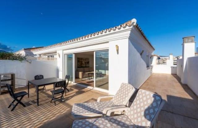 3 makuuhuone Kattohuoneisto vuokrattavana paikassa Puerto Banus, Marbella mukana uima-altaan 
autotalli - 3 500 € (Ref: 9560696)