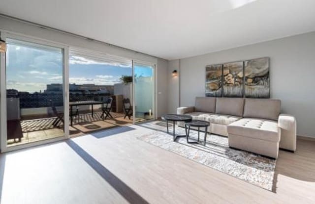 3 sovrum Takvåning för semesterbostäder i Puerto Banus, Marbella med pool garage - 2 100 € (Ref: 9560697)